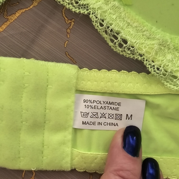*SOLD* Neon Green Padded push up Bra size Medium - Picture 5 of 5